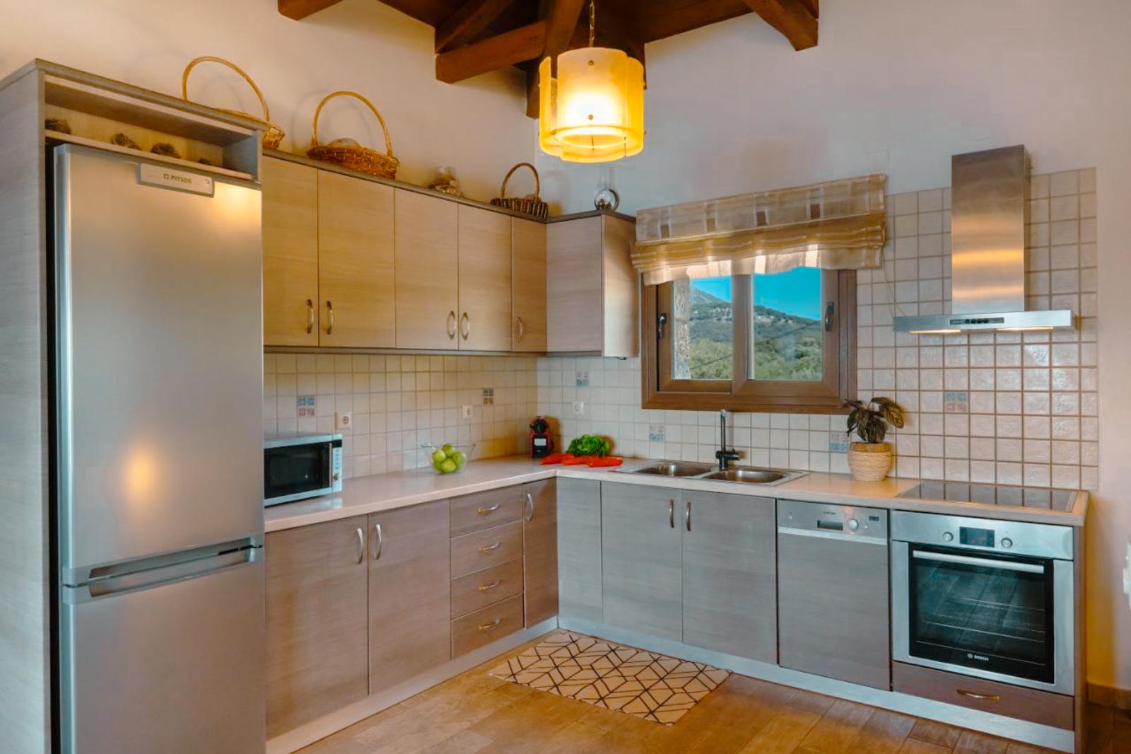 Modern Fully Equipped Kitchen